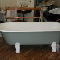 Large Edwardian Roll Top Bath by J Bolding, London c.1900