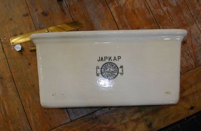 "JAPKAP" Victorian High-Level Fireclay Cistern c.1890