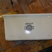 "JAPKAP" Victorian High-Level Fireclay Cistern c.1890