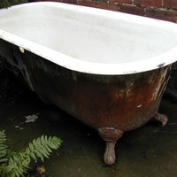 French Double-Ender with Art Nouveau Feet c.1900