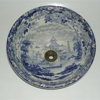 Victorian Plug Basin by Wedgwood C.1840