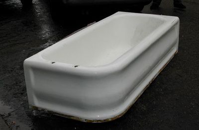 Quality Art Deco Corner Bath by Shanks & Co. C.1920.