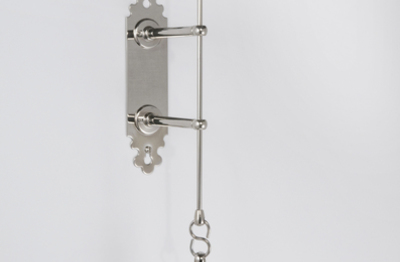 High-Level Flush Handle with Guide and Chain
