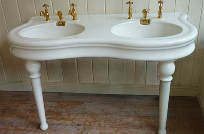 "Serpentine-Fronted'' French Double Basin by J.Delafon, Paris C.1900. Original glaze in good condition