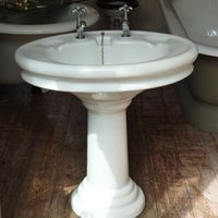 French Fireclay Oval Basin and Pedestal C.1900