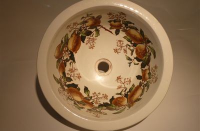 Polychrome Transfer Plug Basin "Lemon Tree" C.1880